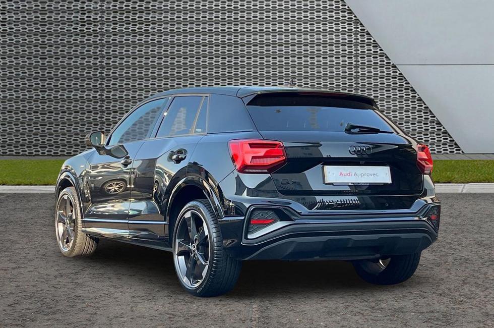 Audi Q2 Photo at-17631e70f24c4c3382f2c0cad970b113.jpg