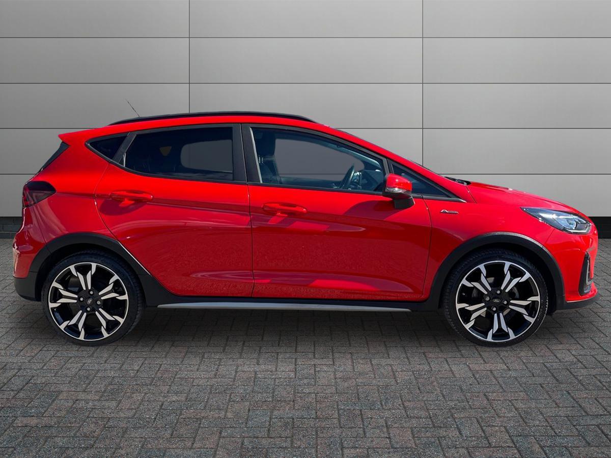 Ford Fiesta Photo 5