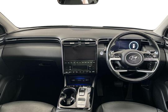 Hyundai TUCSON Photo at-17901d6749884292b983a40cc5bc1323.jpg