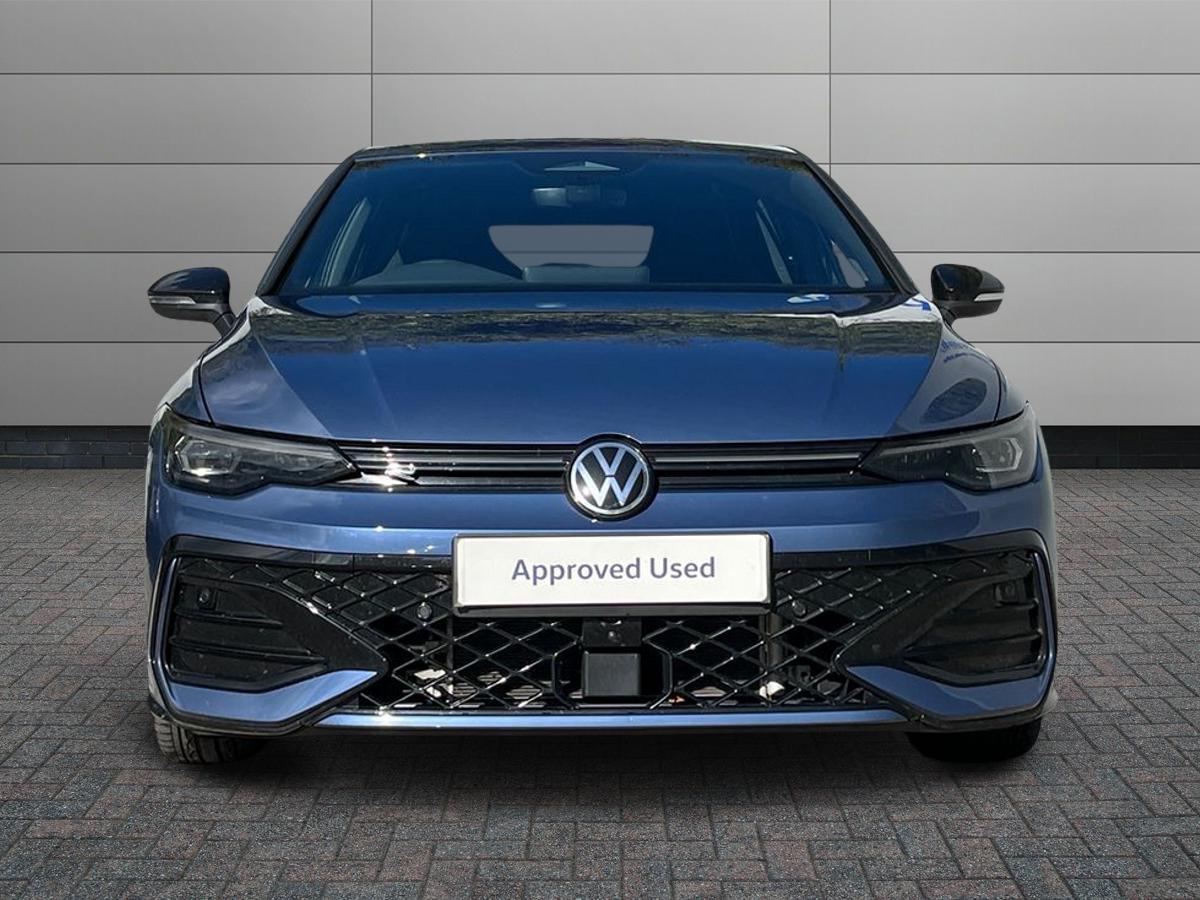 Volkswagen Golf Photo at-17a8b249ba794b8ebb5e8402c9980262.jpg