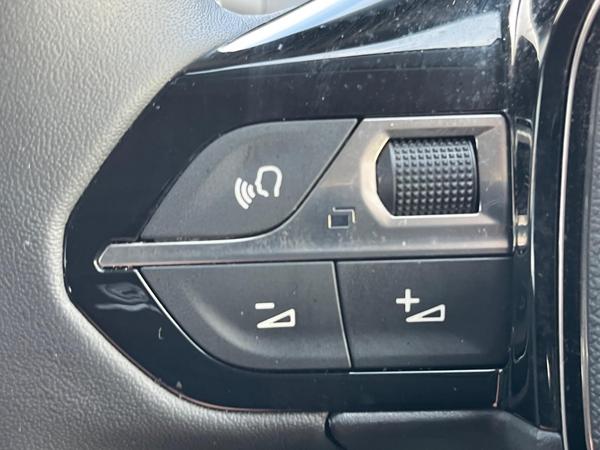 Used Peugeot 208 PF23FEM 35