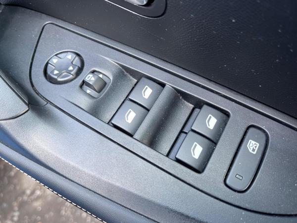 Used Peugeot 2008 LT24KWV 32