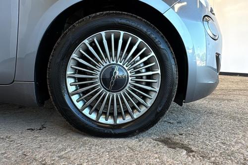 Fiat 500E Photo at-17e248154b0046f5bb1601fa62a95759.jpg
