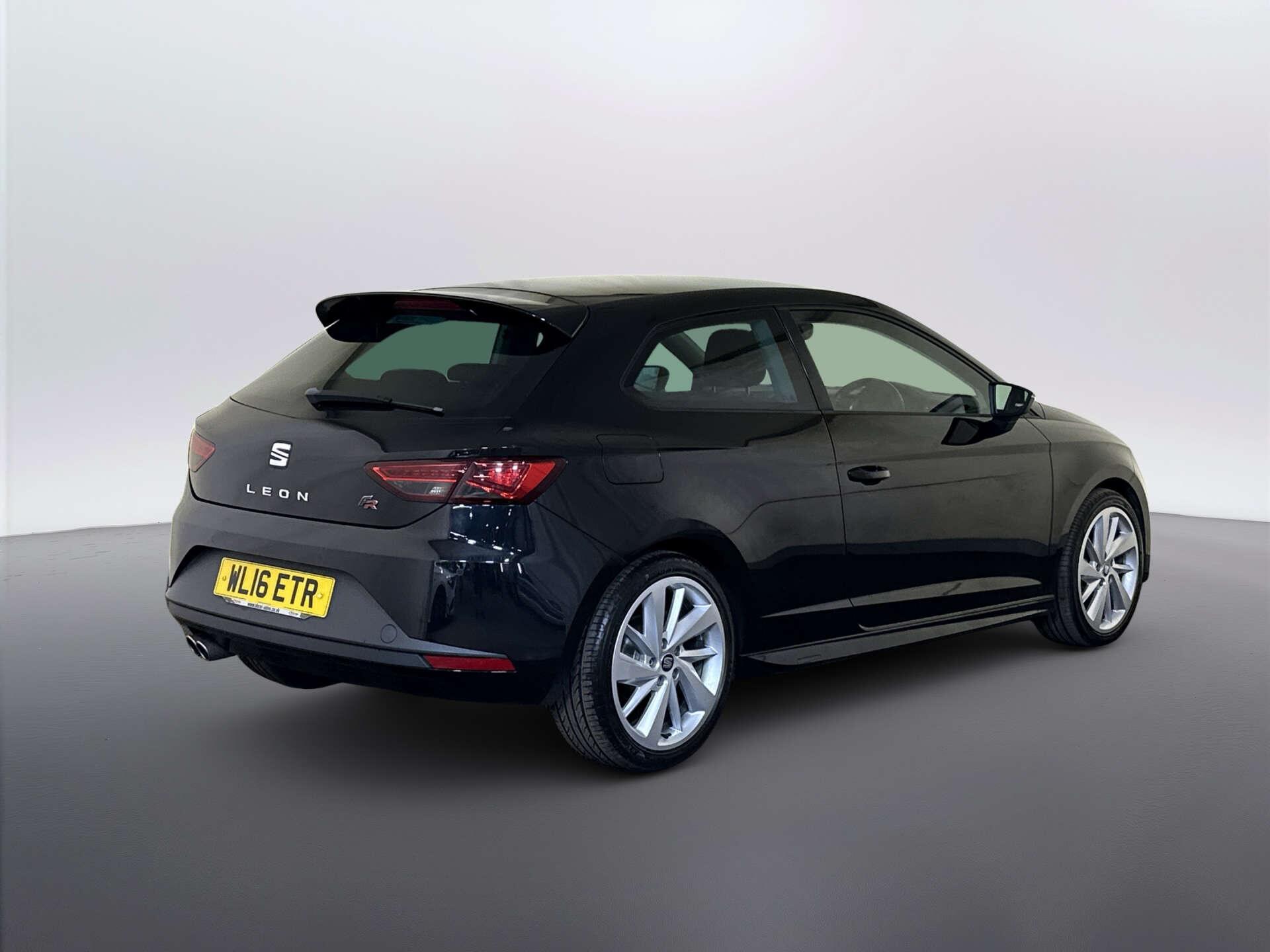 2016 SEAT Leon thumbnail 11