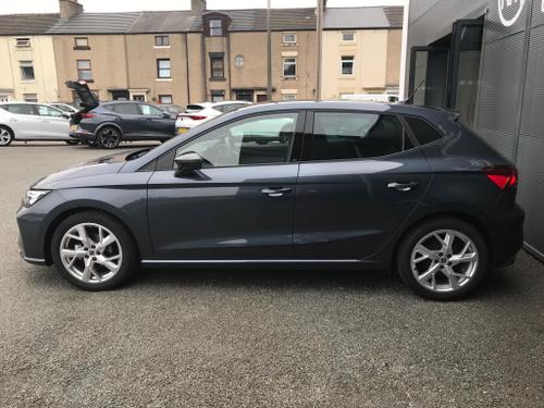 SEAT Ibiza Photo at-1830324f3e1641c7b1fa347b00ad0d45.jpg
