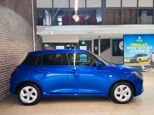 Suzuki Swift Photo at-18392de9be1d4857a4d163a908e4d7b0.jpg
