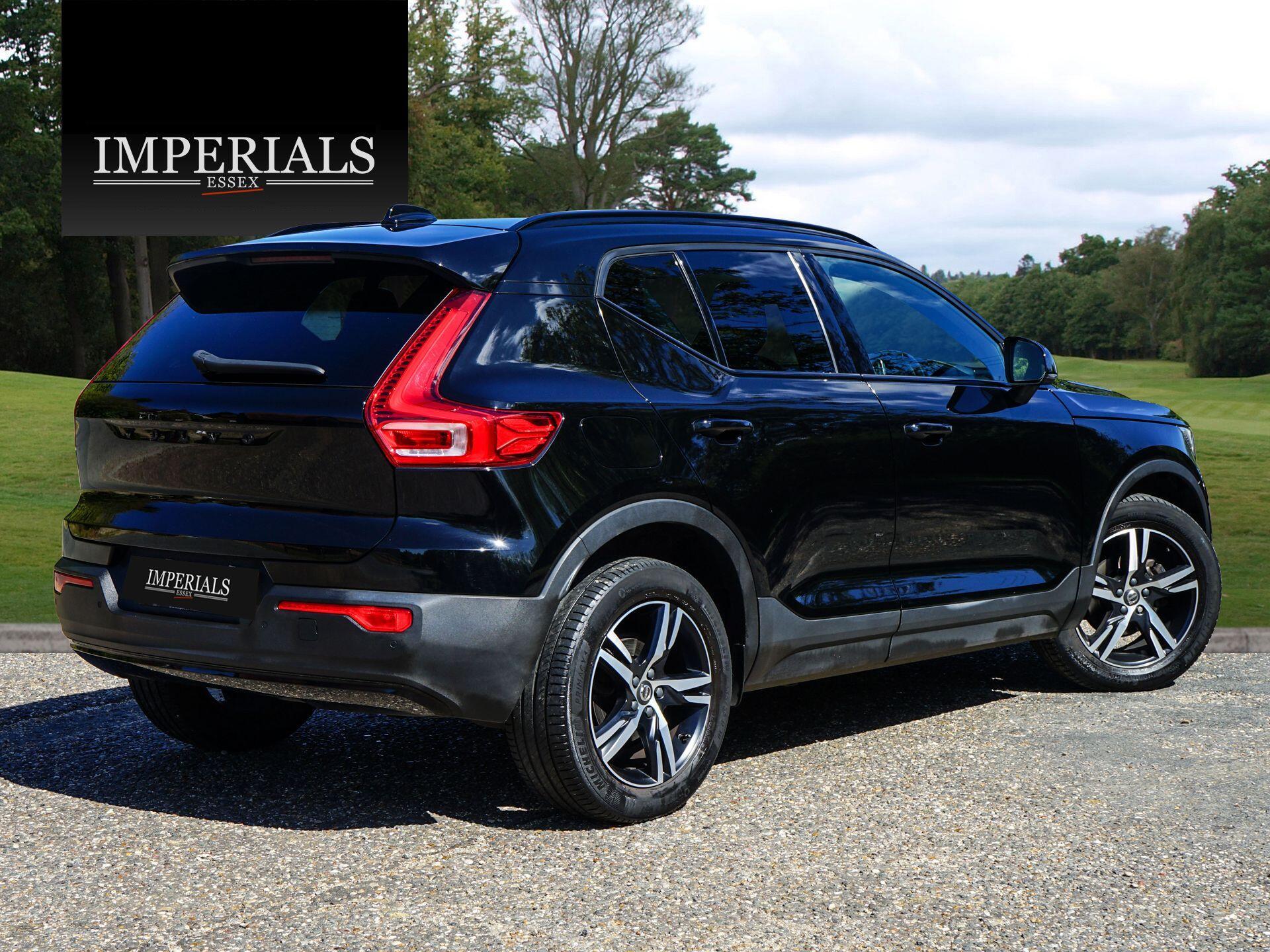 Volvo XC40 1.5 T3 R-Design Euro 6 (s/s) 5dr — photo 4