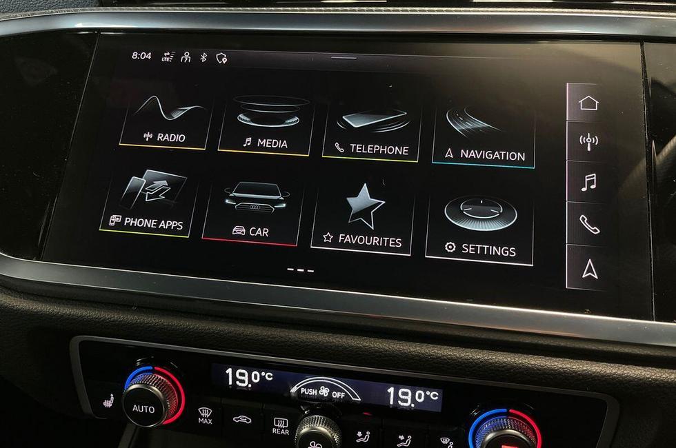 Audi Q3 Photo at-189da1b2f6e64cc0b1356be5ec5c7bc2.jpg