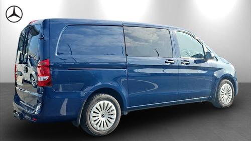 Mercedes-Benz Vito Photo at-18a803719b354fa8a49aeb047d75d7a3.jpg