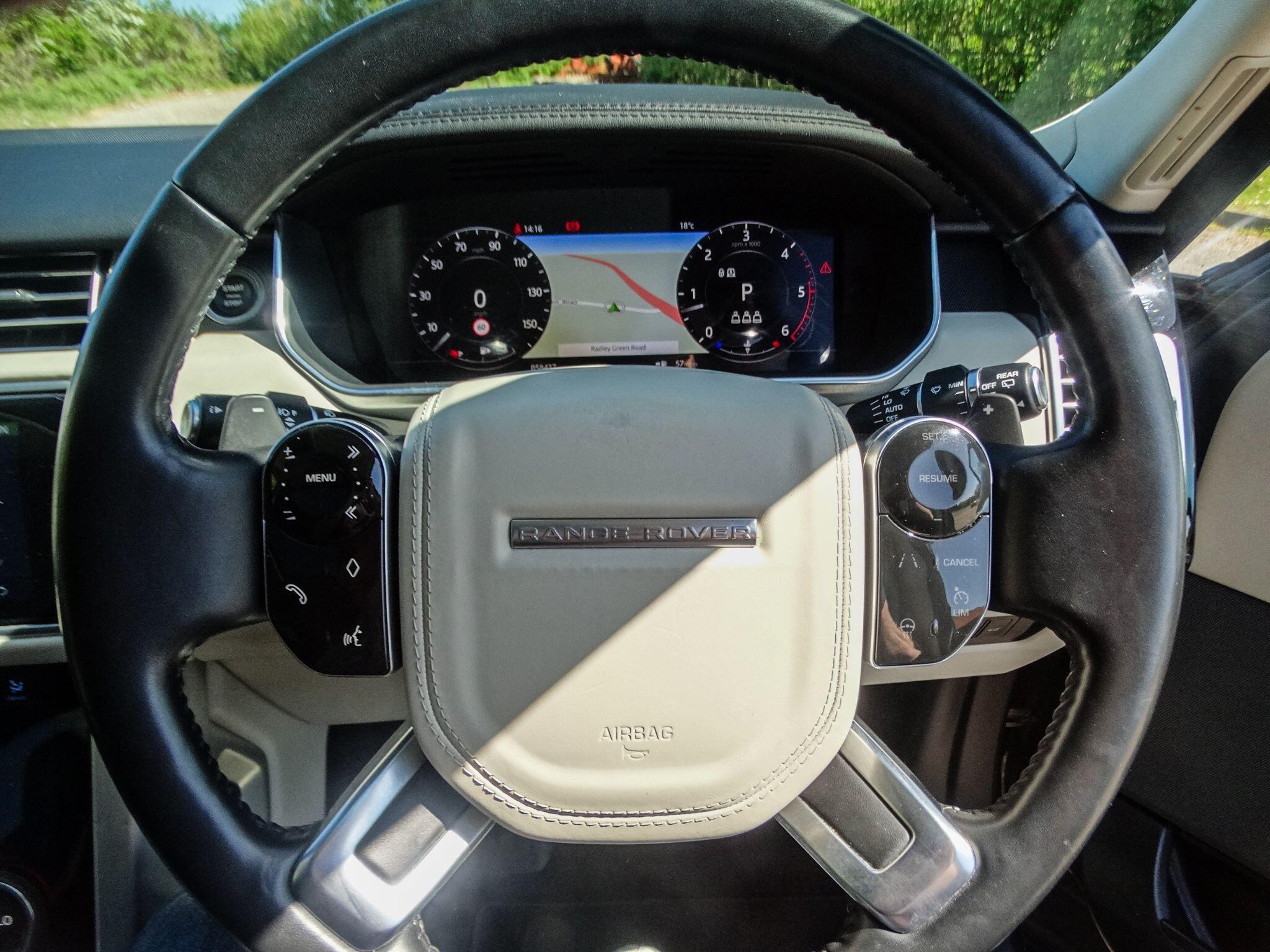 Land Rover Range Rover 3.0 SD V6 Vogue SE SUV 5dr Diesel Auto 4WD Euro 6 (s/s) (275 ps) — photo 7