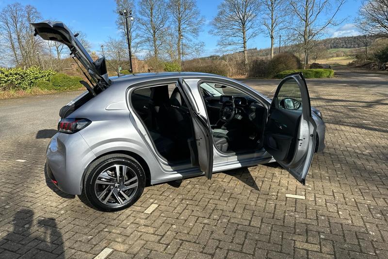 Used Peugeot 208 MW73FVB 19