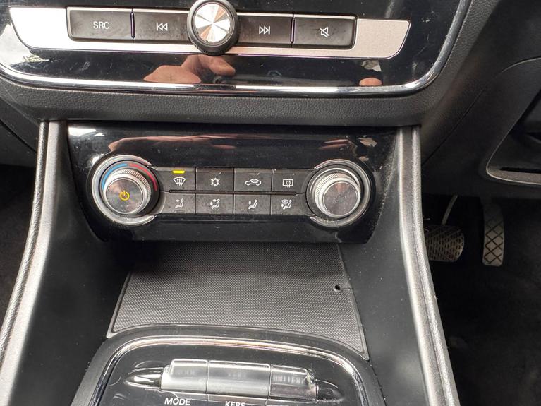 Used MG MG ZS HX20XXC 11