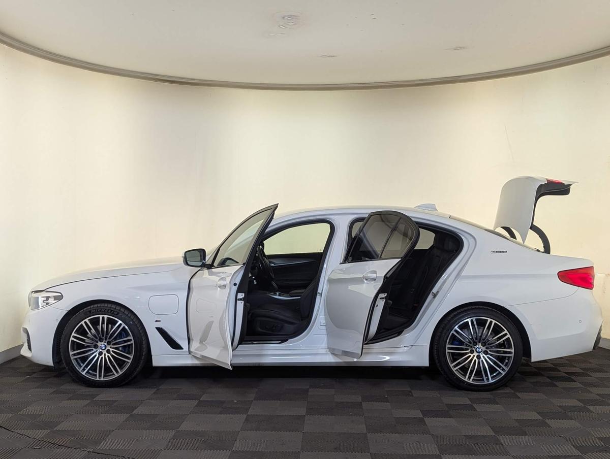 Used ~ BMW 5 Series White £11,995 | 128,620 Miles | V12 