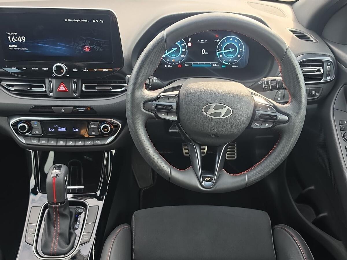 Hyundai i30 Photo at-18f8b99d859948429c84e6969aa2b84a.jpg