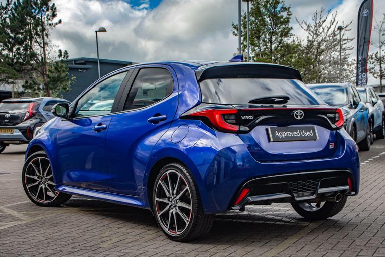 Used Toyota Yaris WU73OPO 19