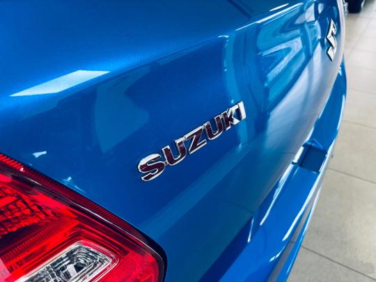 Suzuki Swift Photo at-1942695540814afd8e4978406faf47f1.jpg