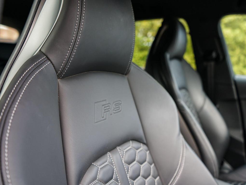Used Audi RS4 Avant VU22BOF 27