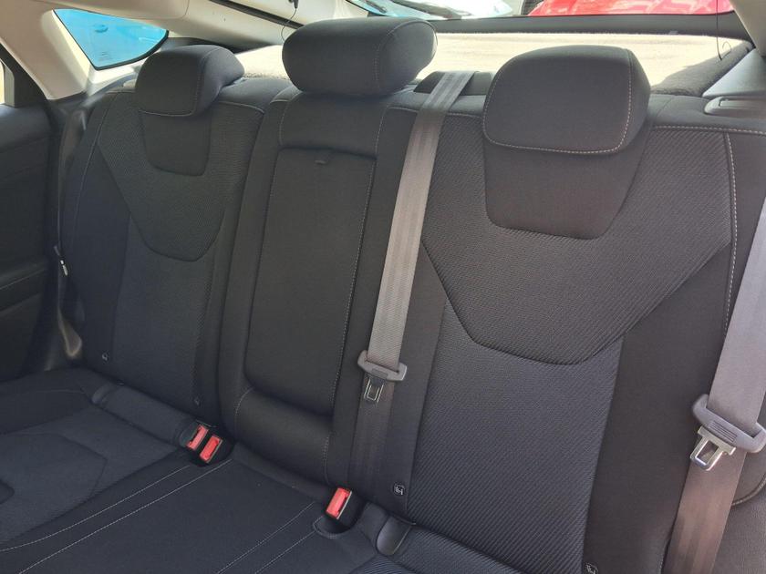 Ford Mondeo Photo at-196317142826418cb1849fa64c8e8040.jpg