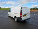 Mercedes-Benz Vito Photo 3