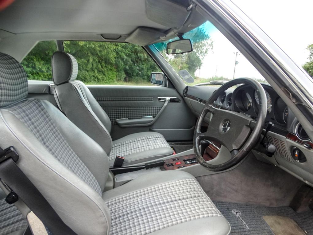 Used Mercedes-Benz 500 SL D884FYJ 26