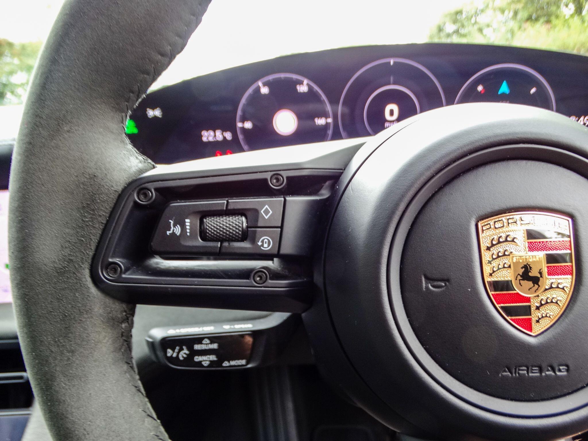 Porsche Taycan Performance Plus 93.4kWh GTS Sport Turismo Auto 4WD 5dr (11kW Charger) — photo 33