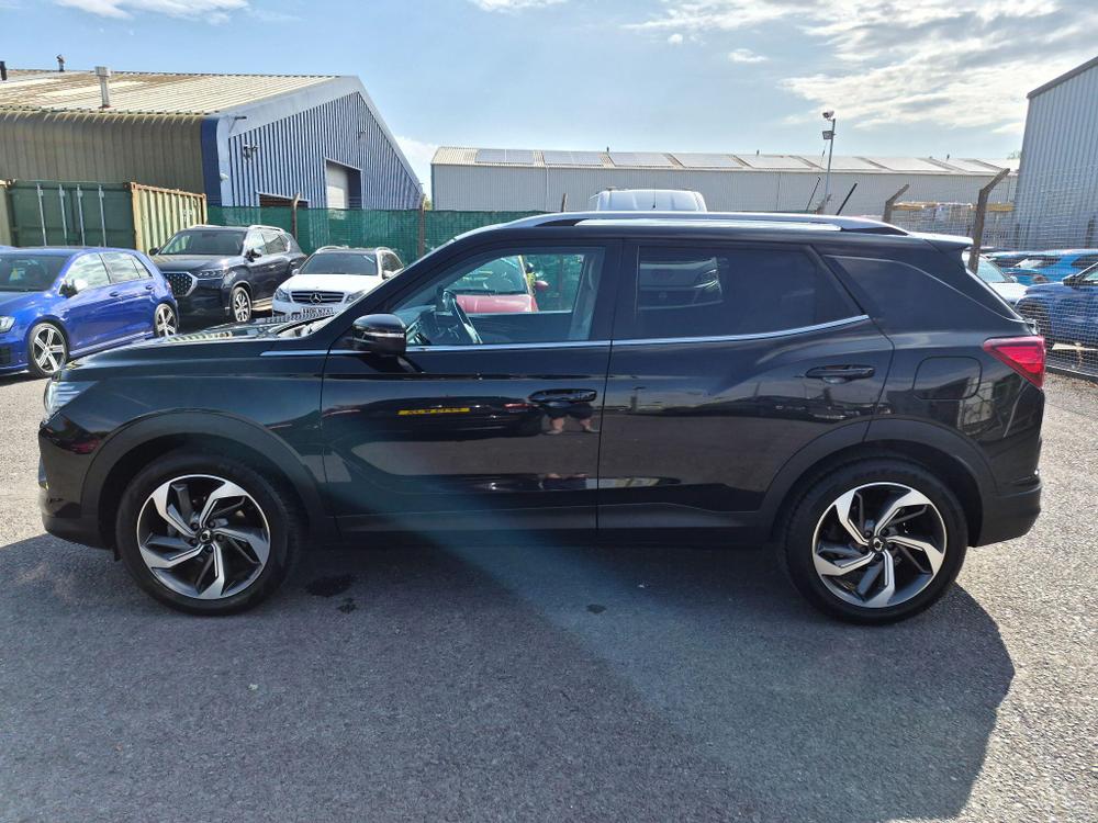 KGM Korando Photo at-198f60ccd8524178a123971bc51cb432.jpg