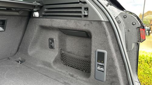 Land Rover Range Rover Sport Photo at-1996d1f636d14fe4ad00e213698f6450.jpg