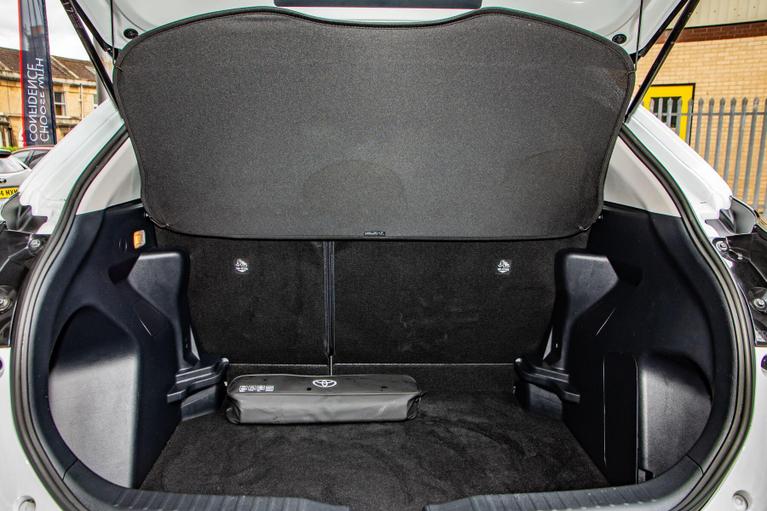 Used Toyota Yaris Cross WN73OMU 25