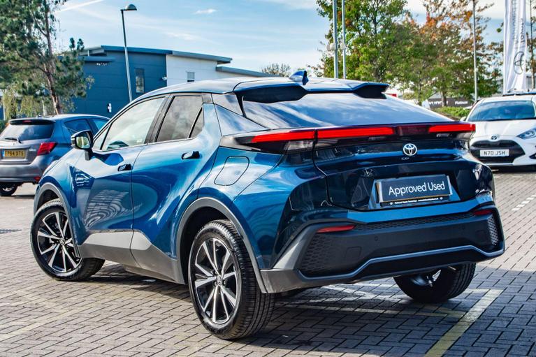 Used Toyota C-HR WU75FZC 19