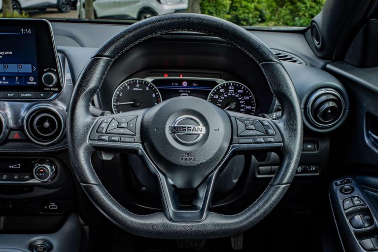 Used Nissan Juke VE71YTX 23