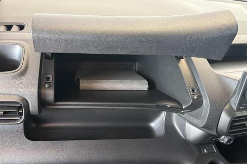Vauxhall COMBO Photo at-19be61d7a71f460b86089da69727cd7f.jpg