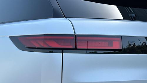 Land Rover Range Rover Sport Photo at-19c4525701b04cad9ca328d69ac166a0.jpg