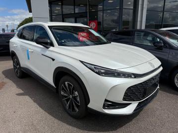 Used ~ MG MG HS 1.5 Hybrid+ SE Auto Euro 6 (s/s) 5dr White Pearl at Islington Motor Group