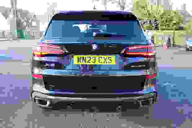 BMW X5 Photo at-1a0ee4d06d43448880760a43a3635843.jpg