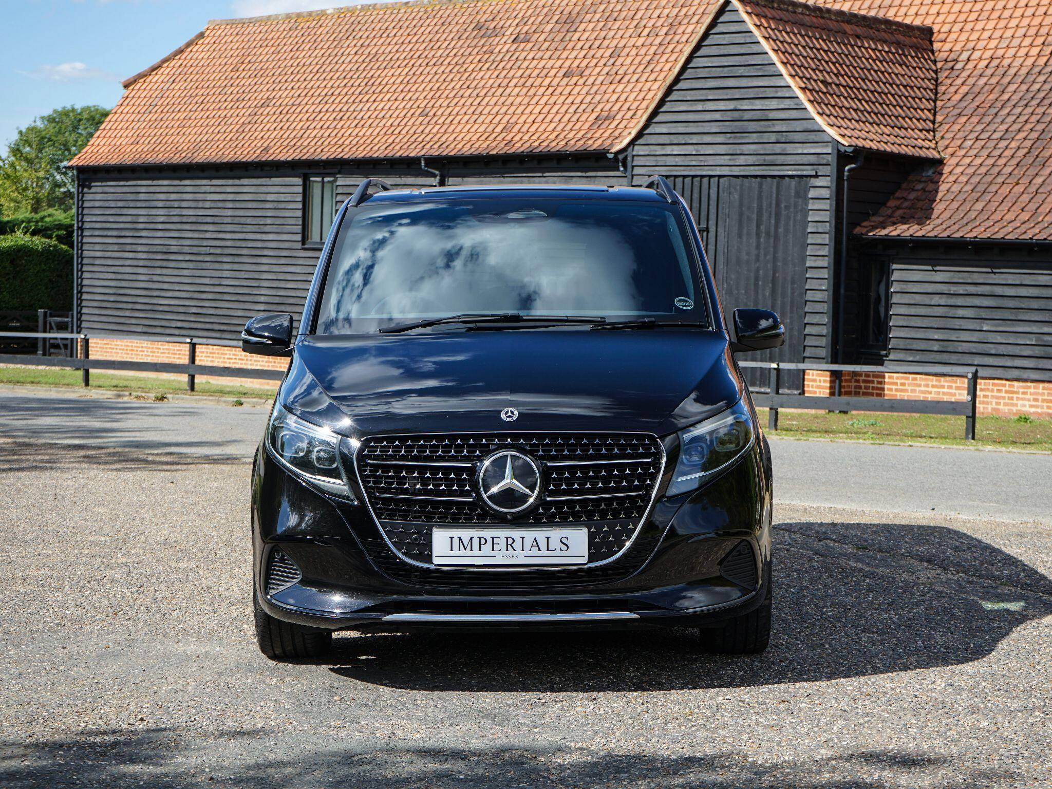 Mercedes-Benz V Class 2.0 V300d Premium G-Tronic+ Euro 6 (s/s) 5dr (8 Seat Extra Long) — photo 10