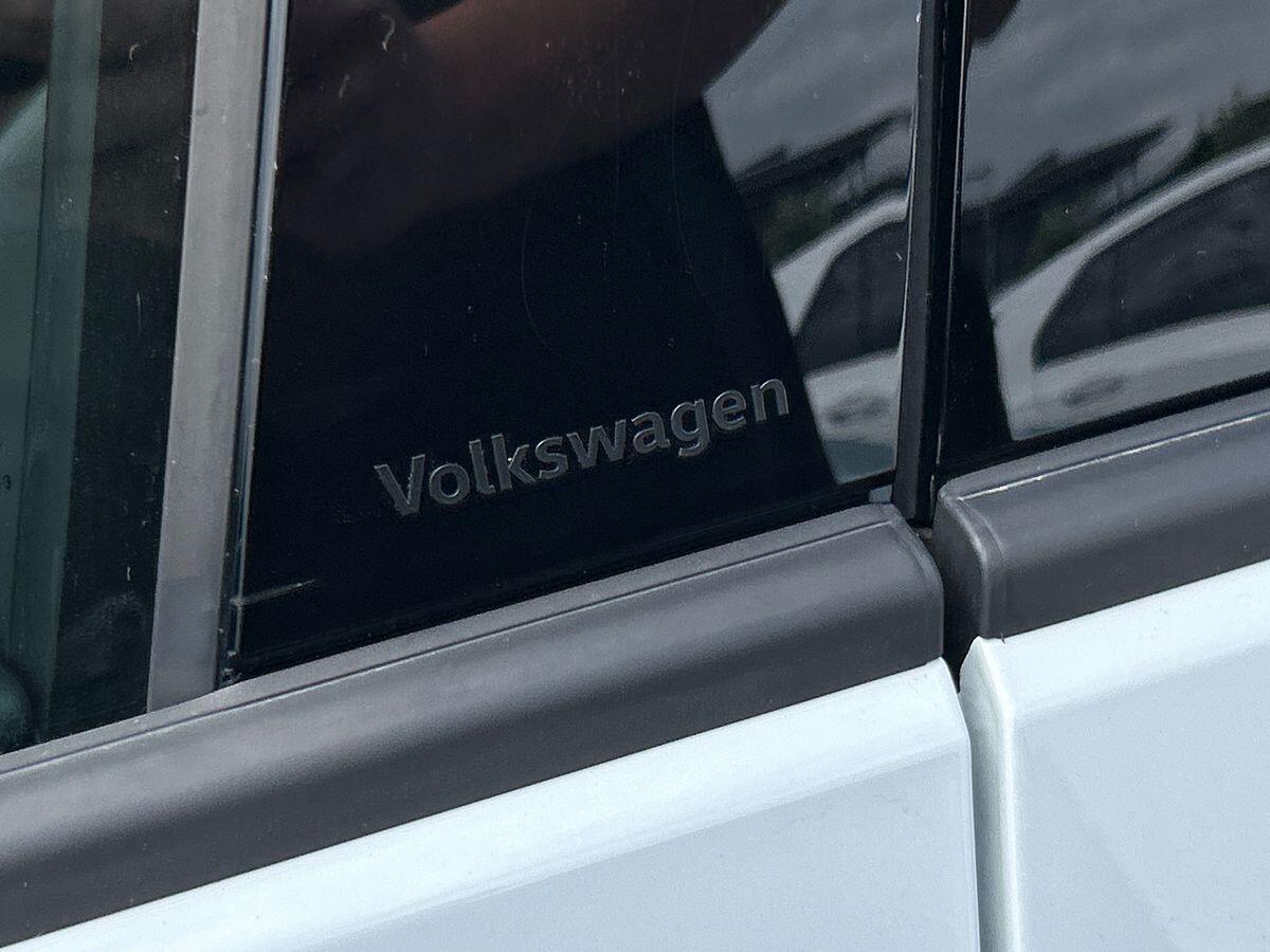 Volkswagen ID.4 Photo at-1a2992c260a3492fa1a4f6632851cc3c.jpg