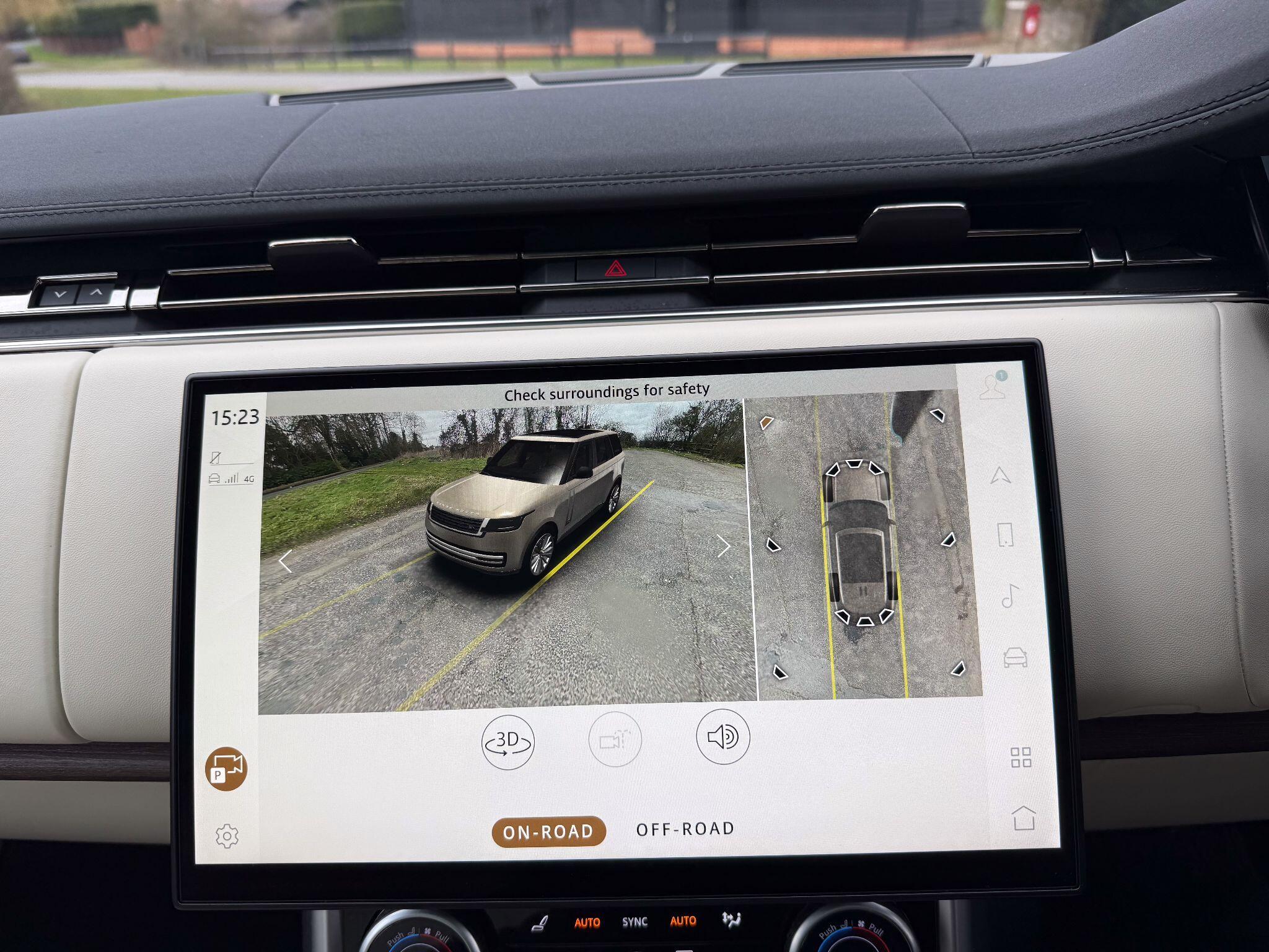 Land Rover Range Rover 3.0 P440e 38.2kWh SE SUV 5dr Petrol Plug-in Hybrid Auto 4WD Euro 6 (s/s) (440 ps) — photo 28