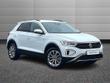 Volkswagen T-Roc Photo 0