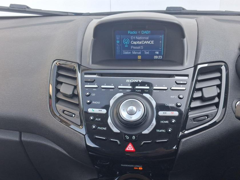Ford Fiesta Photo at-1a518bc0d5c44a9db8a9398c9f98b726.jpg