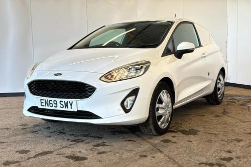 Ford FIESTA Photo at-1a64bd3fe9df43719813363b88a9792e.jpg