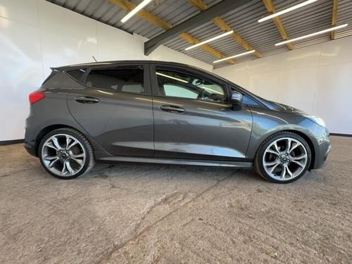 Ford FIESTA Photo at-1a83610c00e441f99b5030992ee36810.jpg