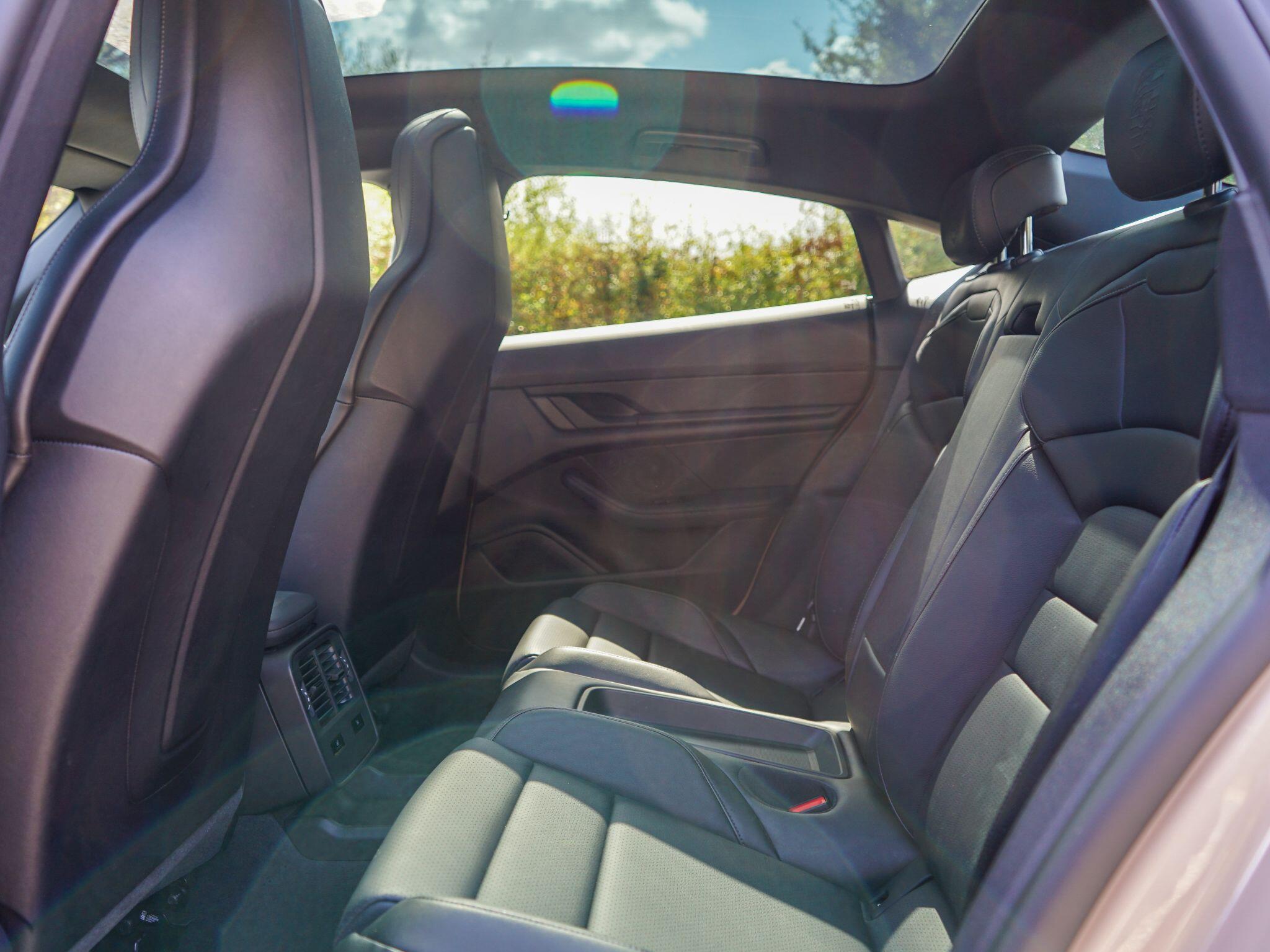 Porsche Taycan Performance 79.2kWh Auto RWD 4dr (11kW Charger) — photo 15