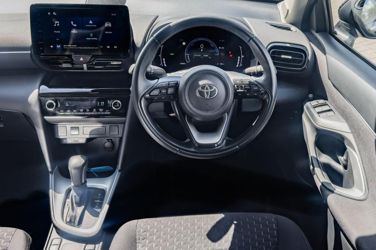 Used Toyota Yaris Cross KR75EFE 9