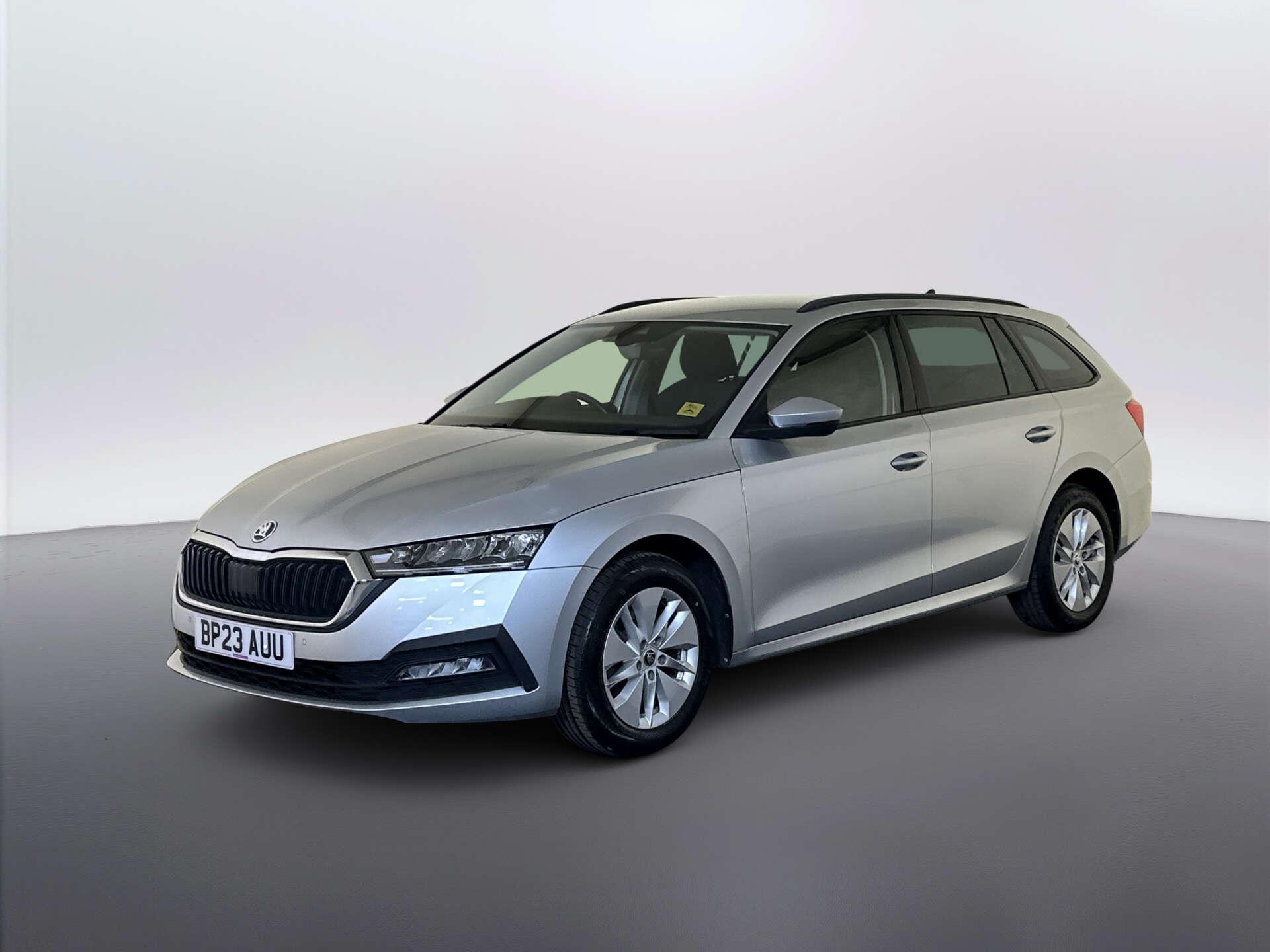 2023 Skoda Octavia thumbnail 7