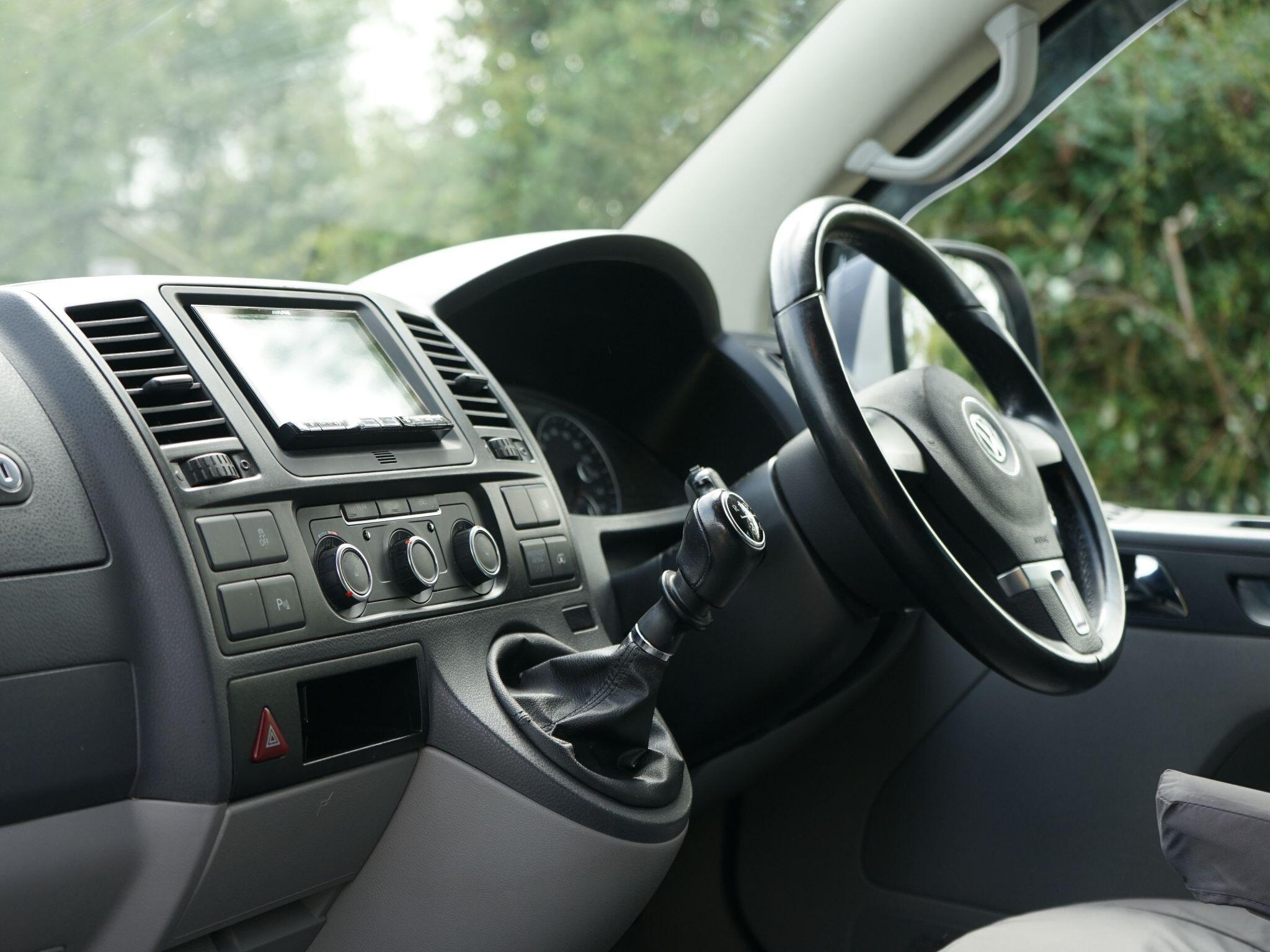 Volkswagen California SE TDI 180 CAMPER — photo 15