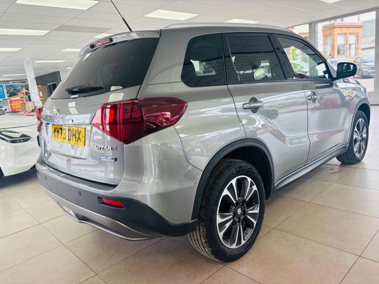 Suzuki Vitara Photo at-1a991dab695d44e384f499e0cd4d542f.jpg