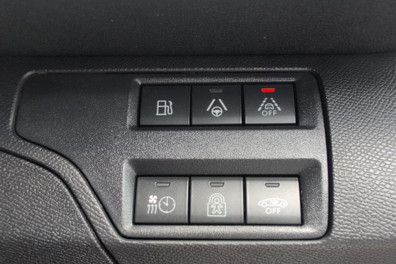 Used Peugeot 3008 NX25YSB 25