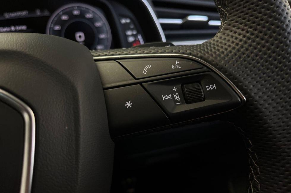 Audi Q8 Photo at-1ad1a0397f50429782050fa03e8ced20.jpg