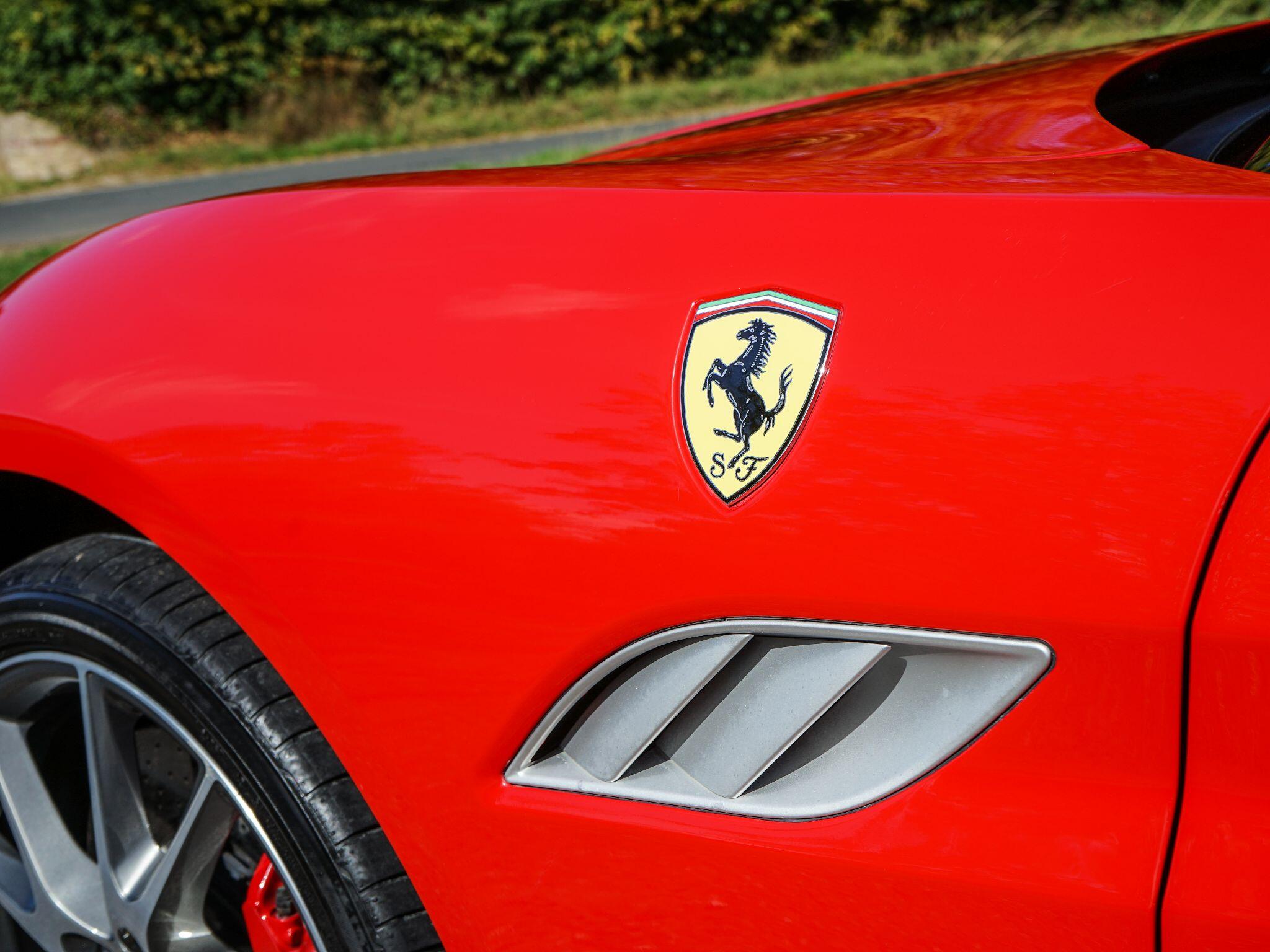 Ferrari California 4.3 F1 DCT Euro 5 2dr — photo 31
