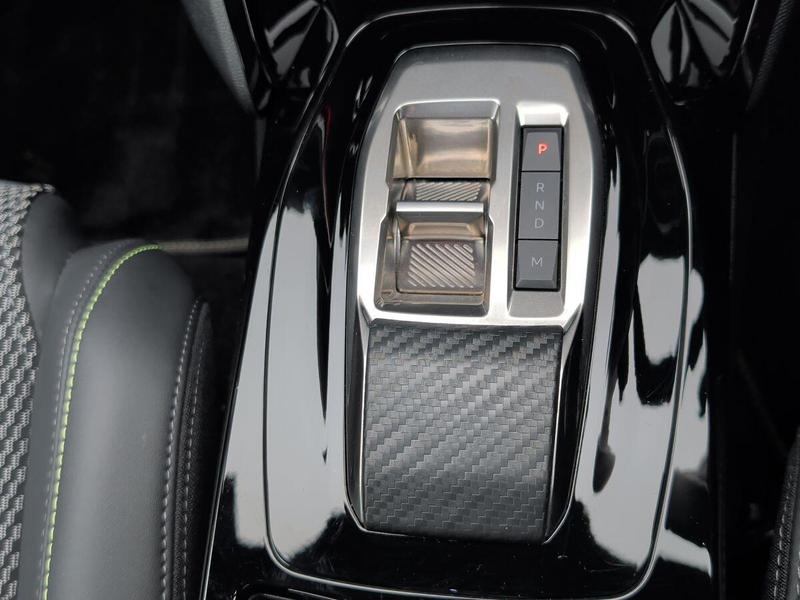 Used Peugeot 2008 KO74ZJV 44